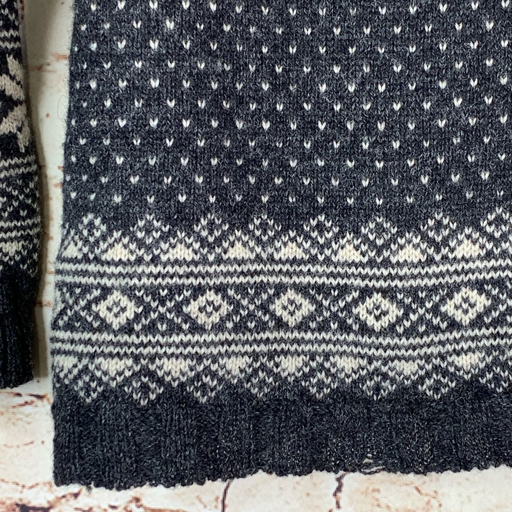 Icelandic Design Sweater Nordic Floral Gray Neck 100% Wool Size M - Picture 10 of 10